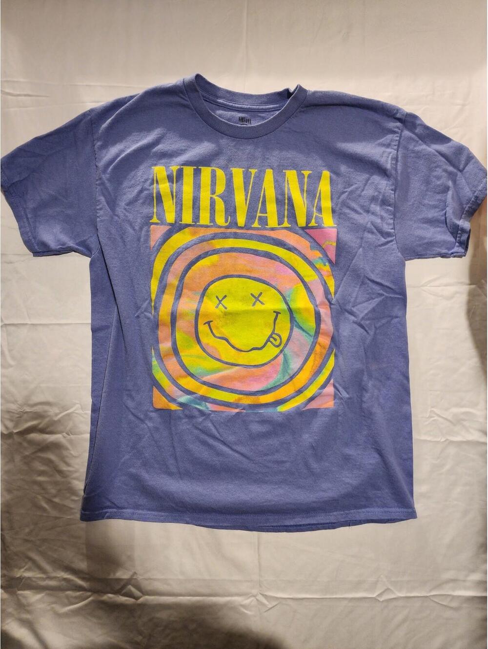 Nirvana Purple Graphic T-shirt. Womens Size Large. Short Sleeve.